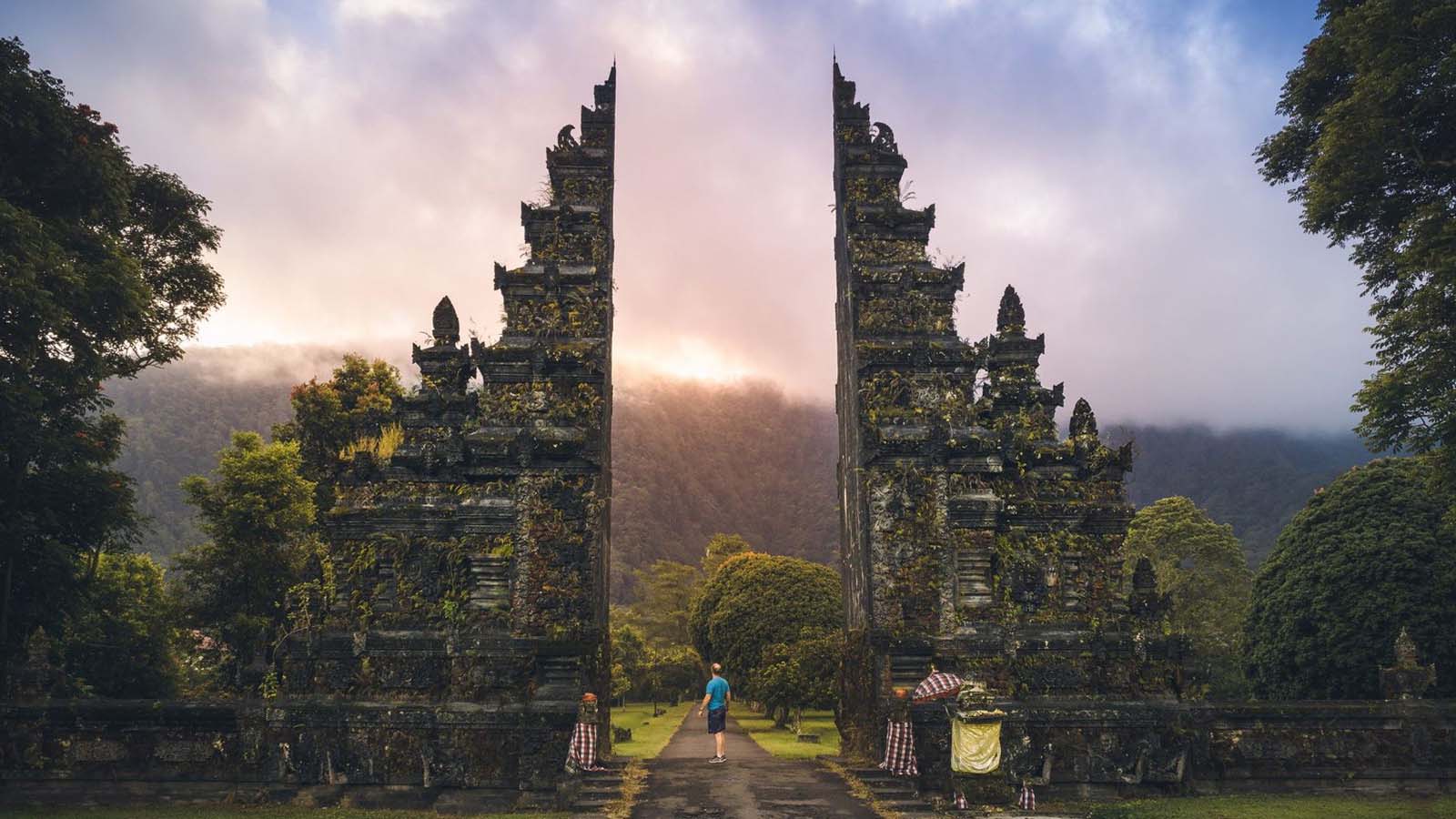 Danau Beratan, Gerbang Handara, Air Terjun & Danau Kembar - Gallery 4